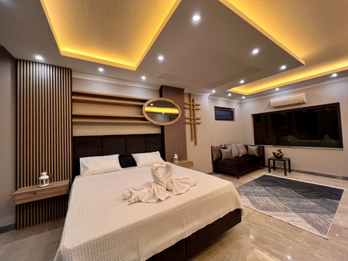  gece  -  Kasım
  | Kalkan Kördere’de Sonsuz Deniz Manzaralı, Isıtmalı Havuzlu Lüks Villa